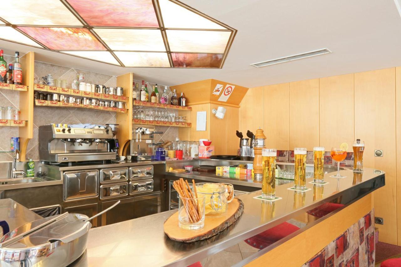Pension Alpenhof B&B Colle Isarco Bagian luar foto