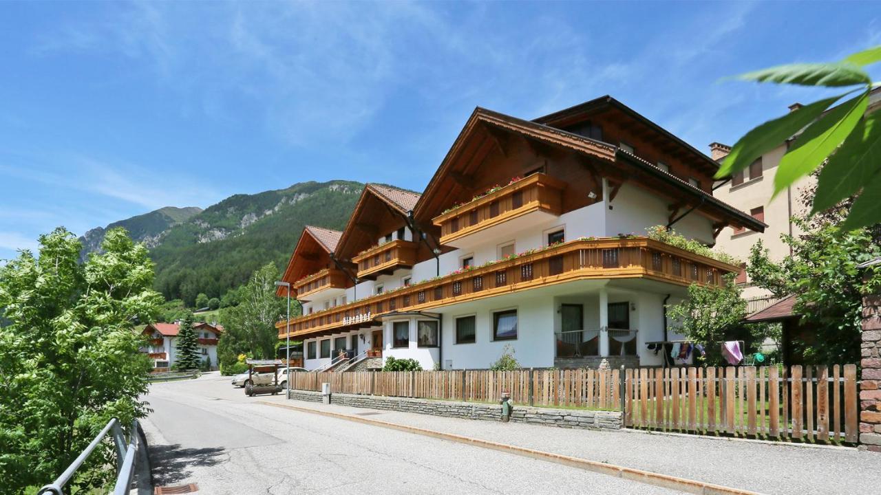 Pension Alpenhof B&B Colle Isarco Bagian luar foto