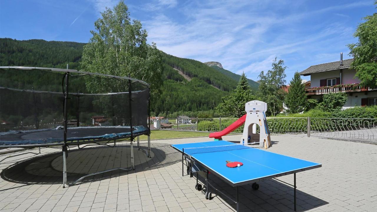 Pension Alpenhof B&B Colle Isarco Bagian luar foto